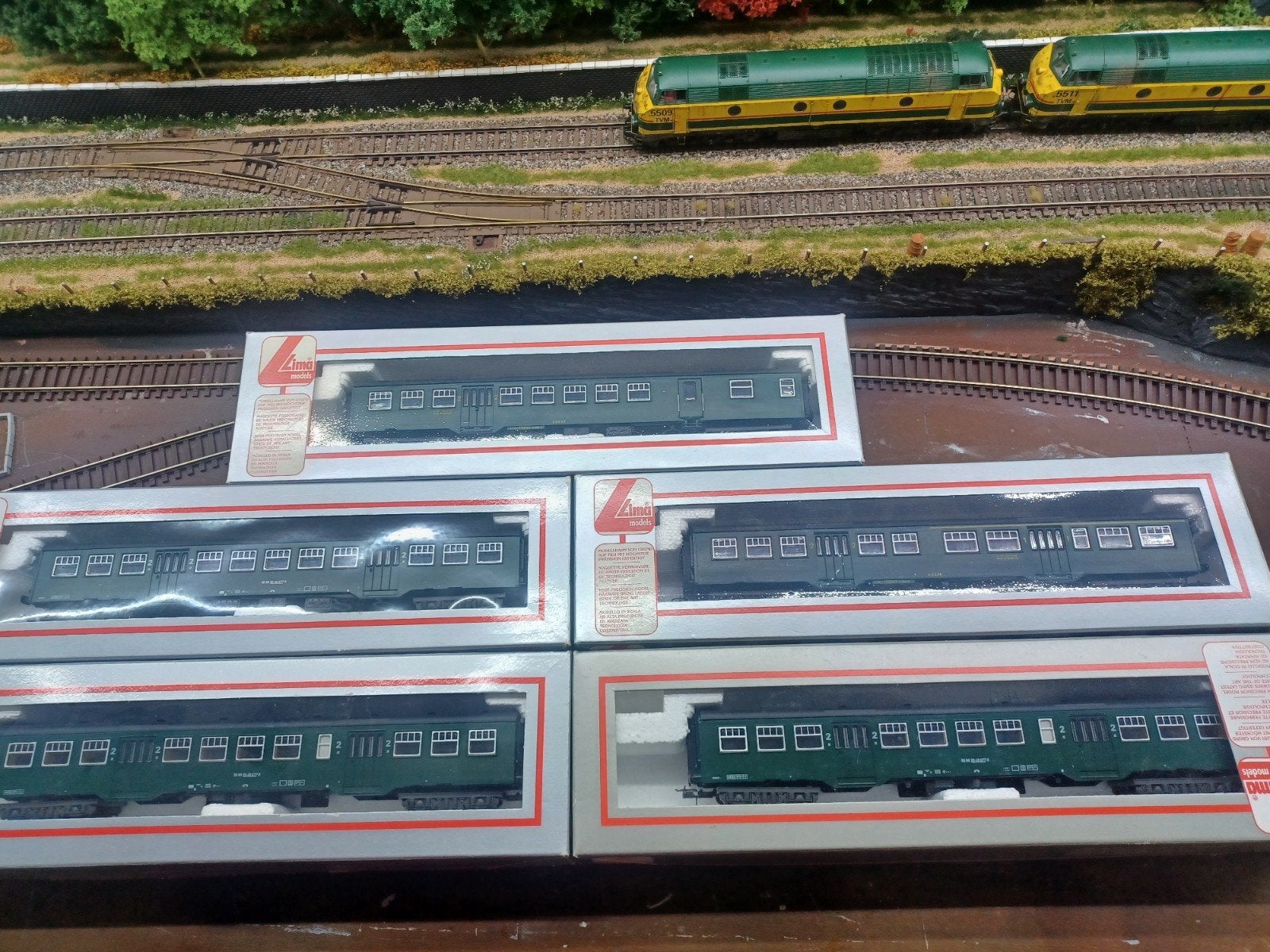 chariots verts NMBS M2 5 pièces de boîtes originales Lima, Hobby & Loisirs créatifs, Enlèvement ou Envoi, Wagon, Comme neuf, Courant continu