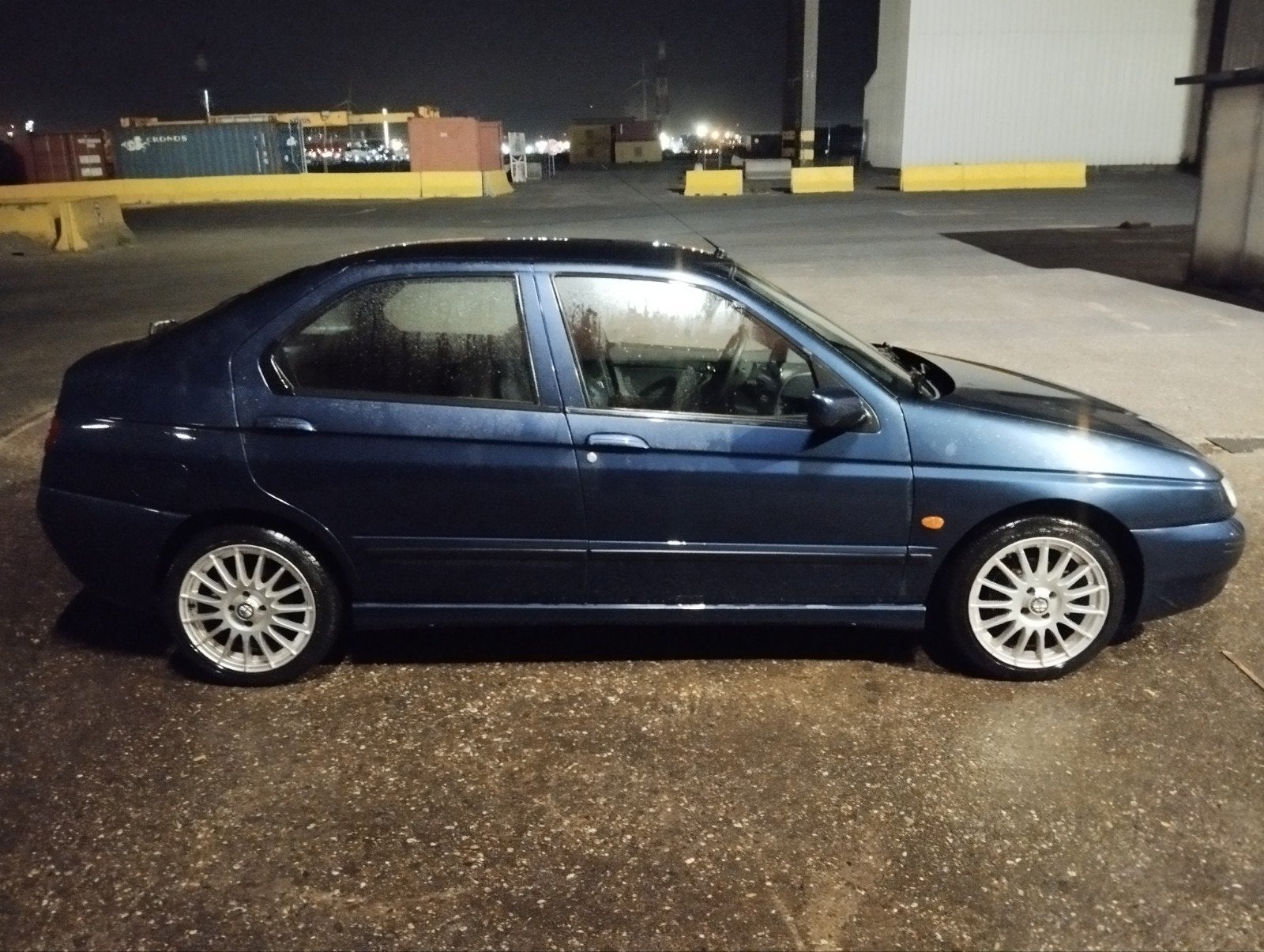 Alfa Romeo 146 Junior, Autos, Alfa Romeo, Particulier, Verrouillage central, Jantes en alliage léger, Essence, Euro 2, Berline