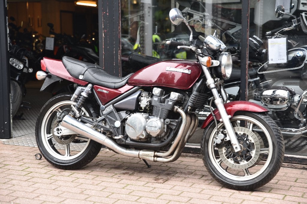 KAWASAKI ZEPHYR 550, Motos, Motos | Kawasaki, 550 cm³, Entreprise, 4 cylindres, Naked bike