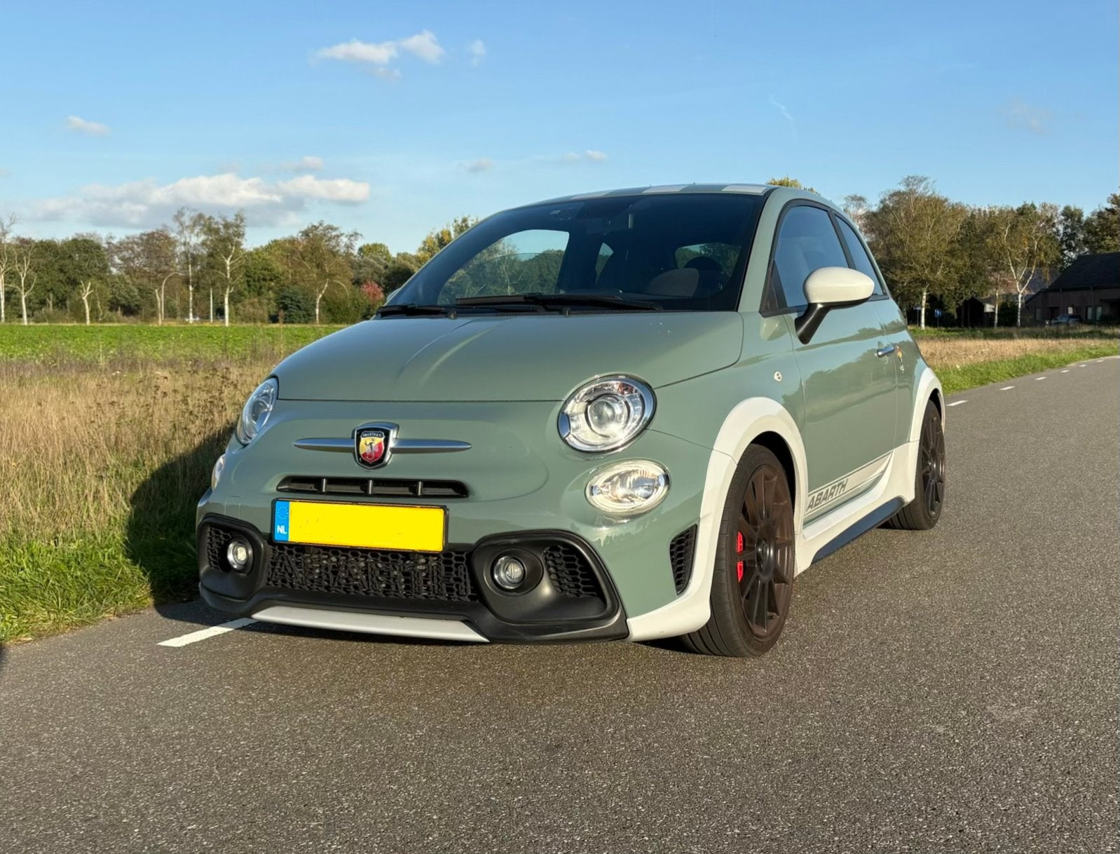 ABARTH 695 70 Anniversary Esseesse Sabelt Xenon Brembo 1949, Auto's, Voorwielaandrijving, 4 cilinders, Handgeschakeld, Particulier
