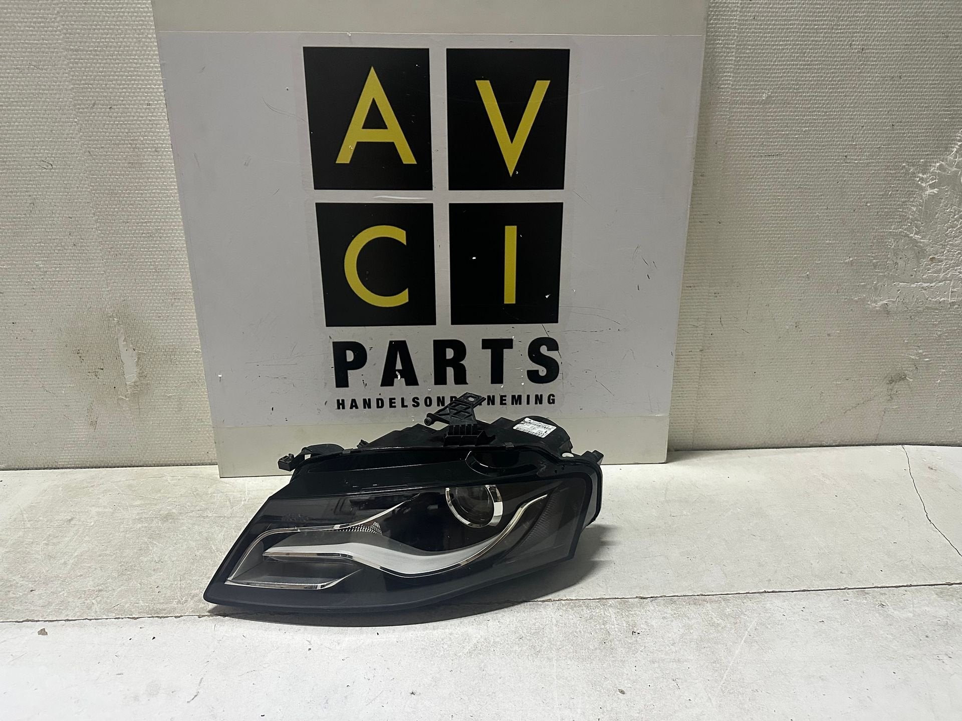 Koplamp Audi A4 8K xenon Led 8K0931003C links, -, Audi, Utilisé, -