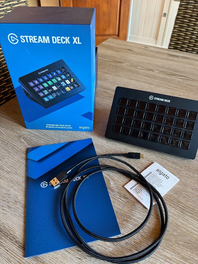 Elgato Stream Deck XL (32 toetsen) - Compleet met doos, Computers en Software, Ophalen of Verzenden, Zo goed als nieuw, Elgato