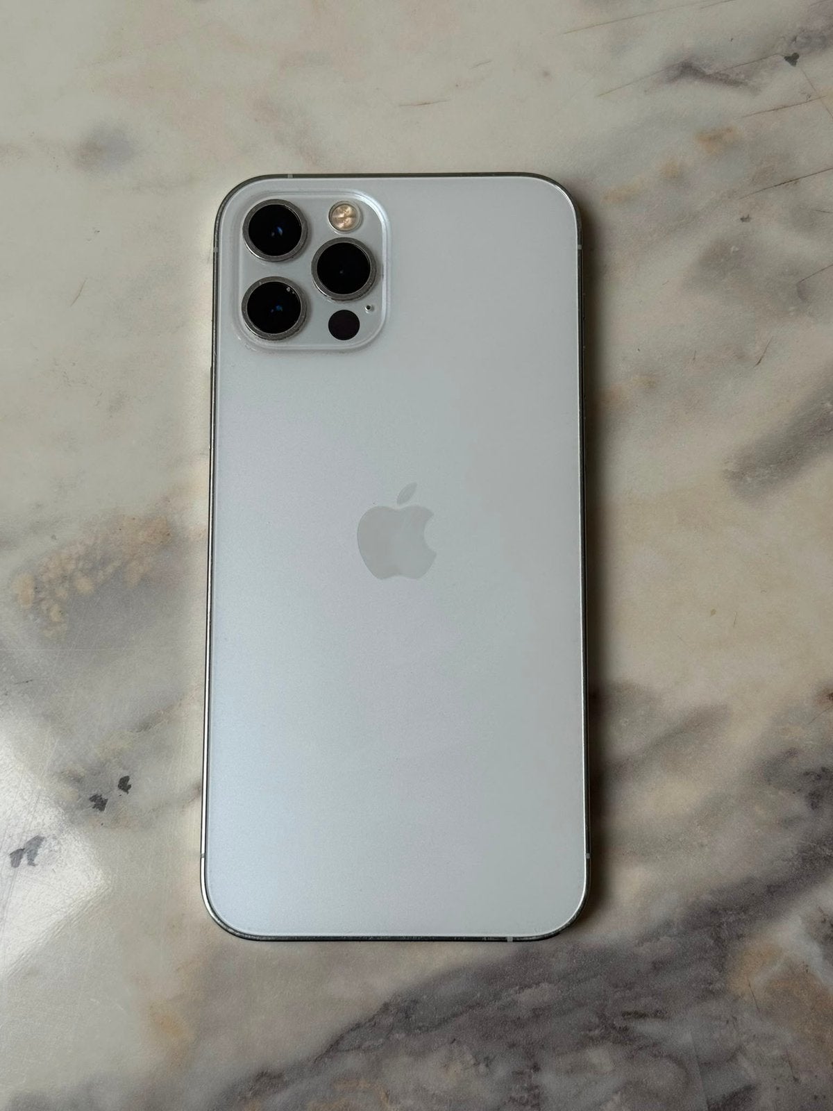 L'iPhone 12pro blanc fonctionne bien sans problème, Télécoms, 128 GB, Comme neuf, IPhone 12, Sans simlock