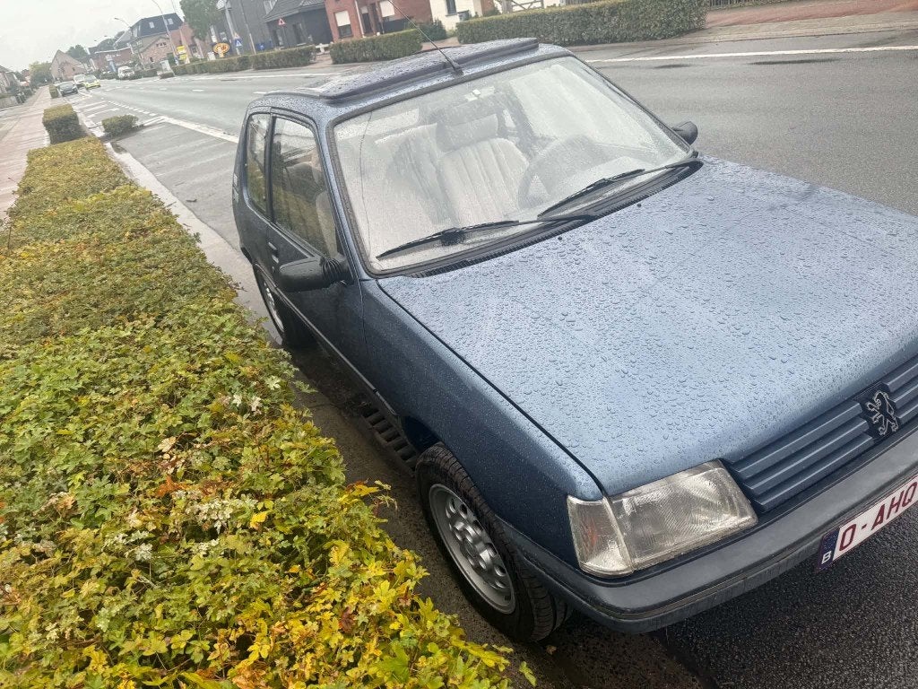 Peugeot 205 XR - oldtimer, herstelproject, foto 4