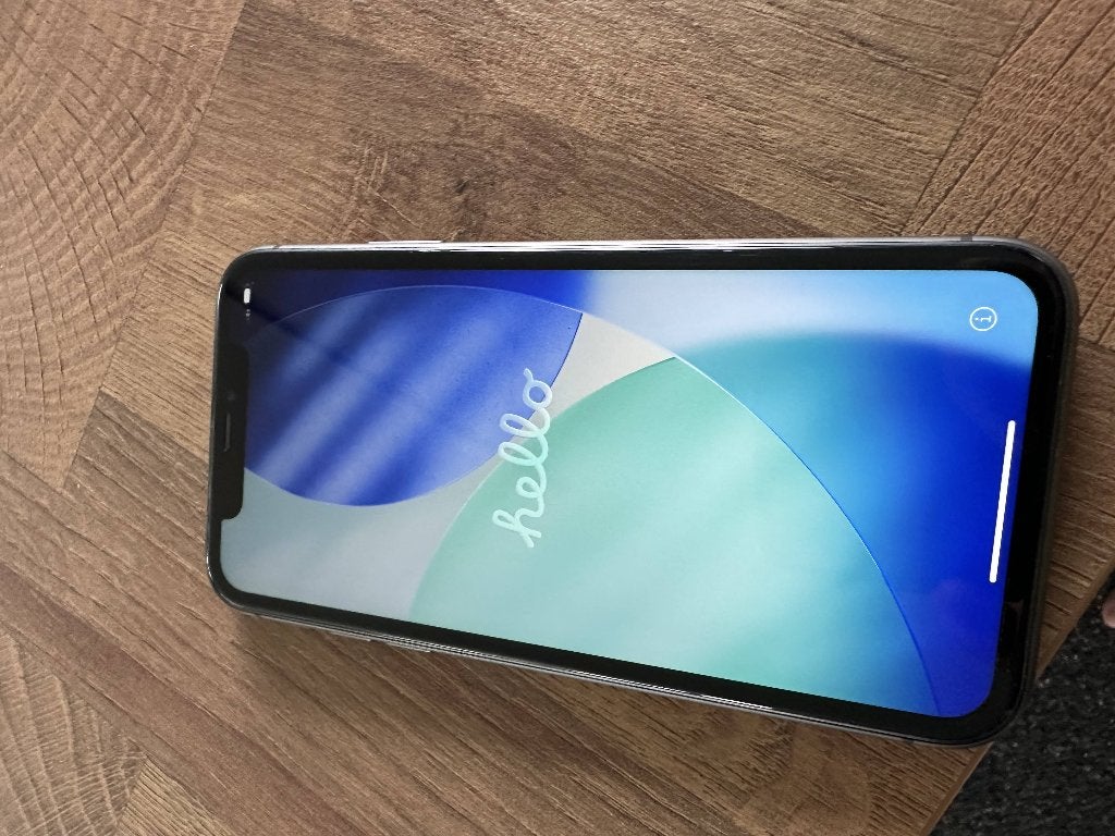 Iphone 11 128 GIG grey, Télécoms, Téléphonie mobile | Apple iPhone, 70 %, 128 GB, Enlèvement ou Envoi, Sans abonnement