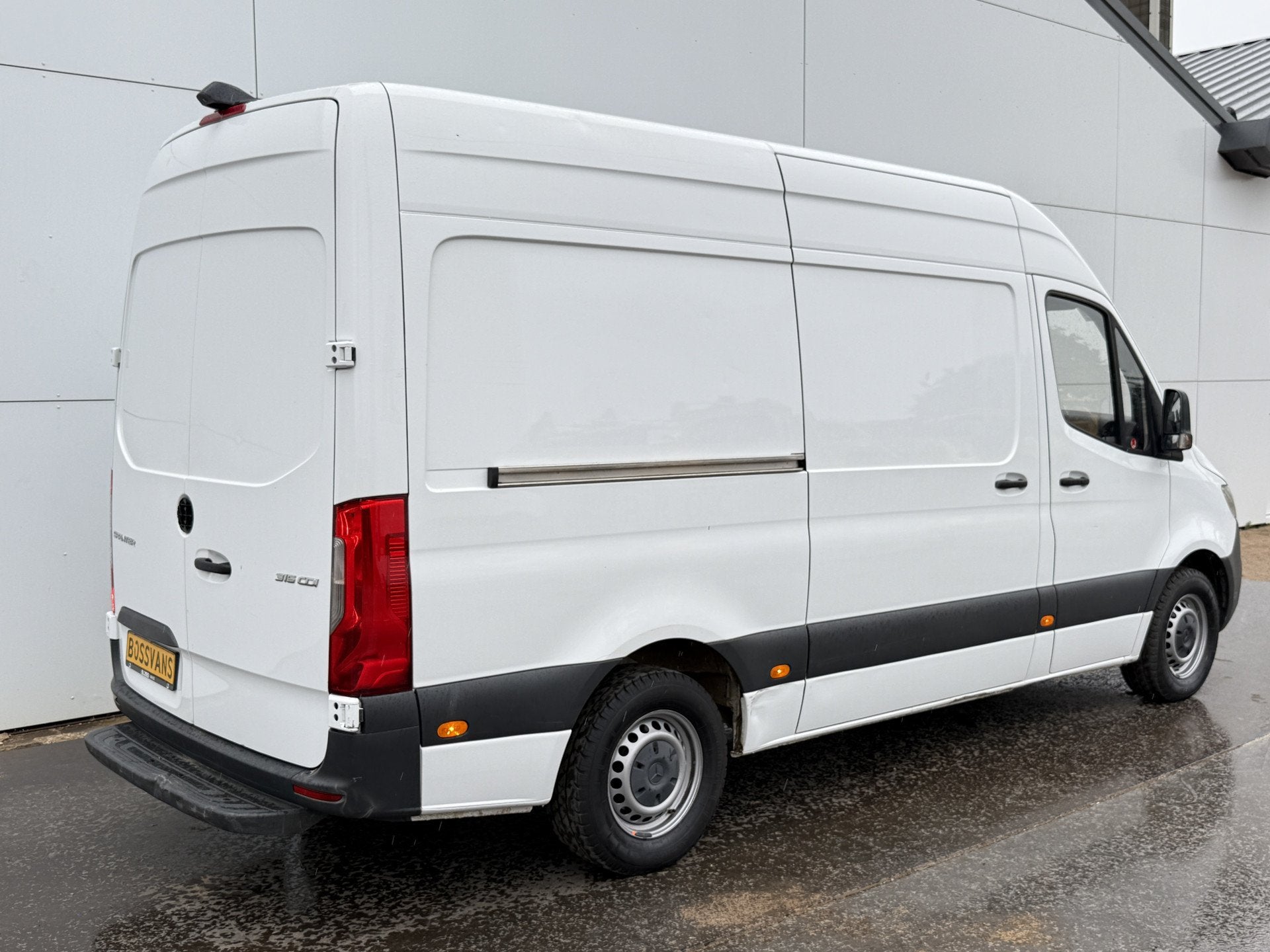 Mercedes-Benz Sprinter 315 1.9 CDI 150pk Automaat L2H2 Clima, Auto's, Bestelwagens en Lichte vracht, Automaat, Gebruikt, 4 cilinders