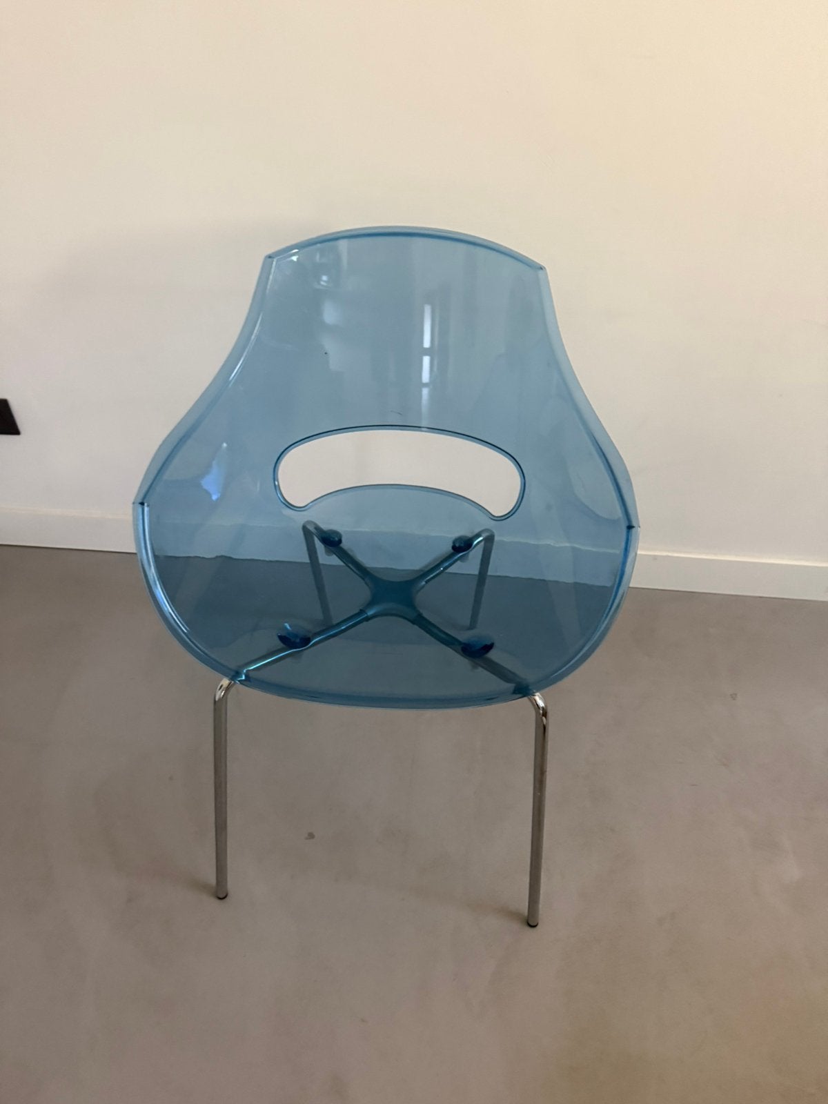 LOT DE 5 FAUTEUILS DESIGN PAPATYA OPAL – BLEU TRANSPARENT, Enlèvement, Comme neuf