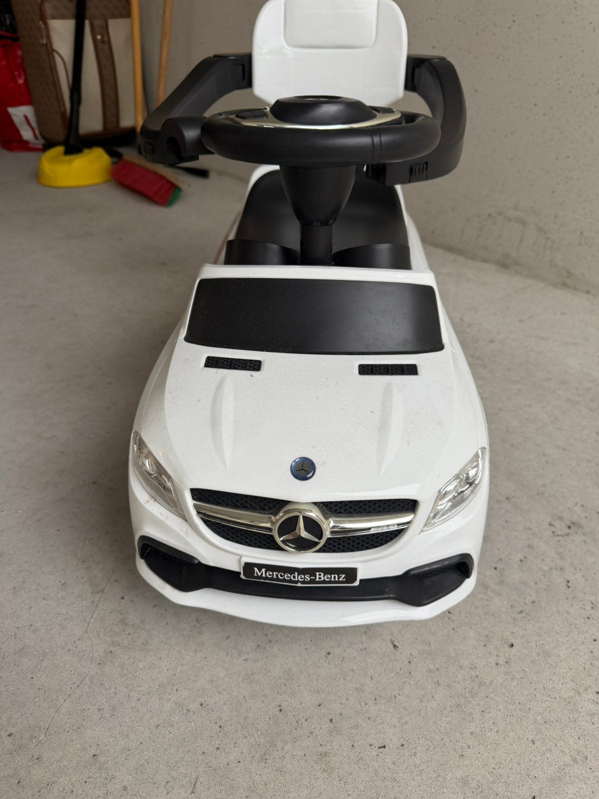 Mercedes loopauto met duwstang, Ophalen, Gebruikt