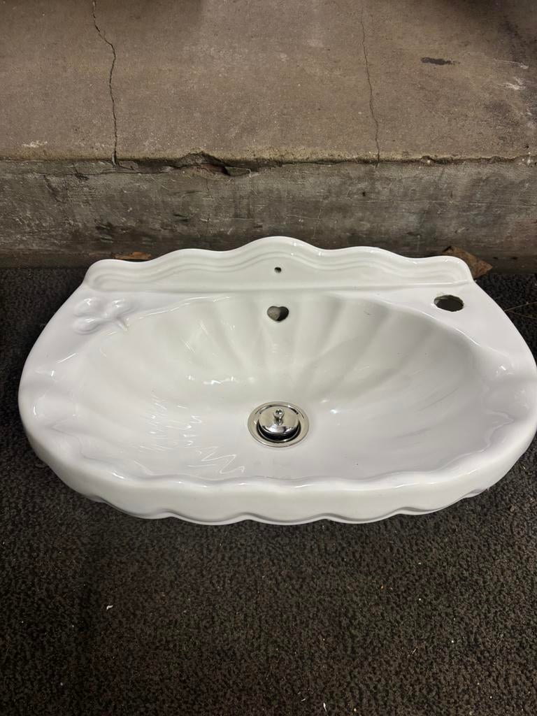 Oude wastafel schelpvorm, Enlèvement, Comme neuf, Lavabo ou Évier