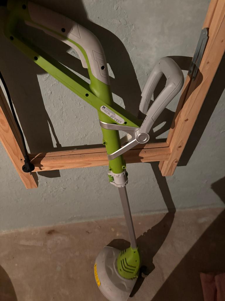 Coupe bordures électrique, Jardin & Terrasse, Enlèvement, Utilisé, 10 à 30 cm, Électrique