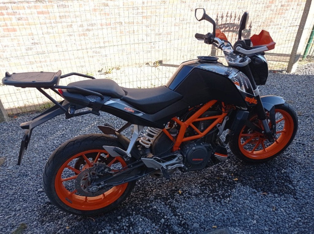 KTM 390 Duke à l'état de neuf !, Motoren, 390 cc, Nieuw, Particulier, ABS