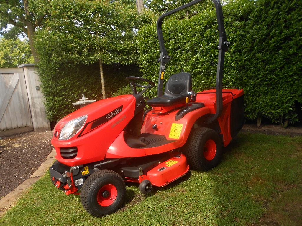 zitmaaier Kubota GR1600EU-3 nieuw model 101 draaiuren, Jardin & Terrasse, Tondeuses autoportées, Neuf, 90 à 120 cm, Démarrage électrique
