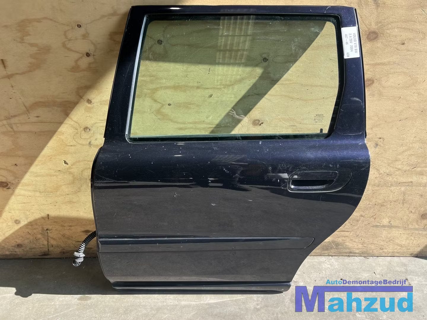 VOLVO V70 Blauw 46746 Links achter deur 1999-2007, Gebruikt, Gunnar Engellaus vag 8
405 31  Gothenburg, SE, Deur, Info@volvocars.com