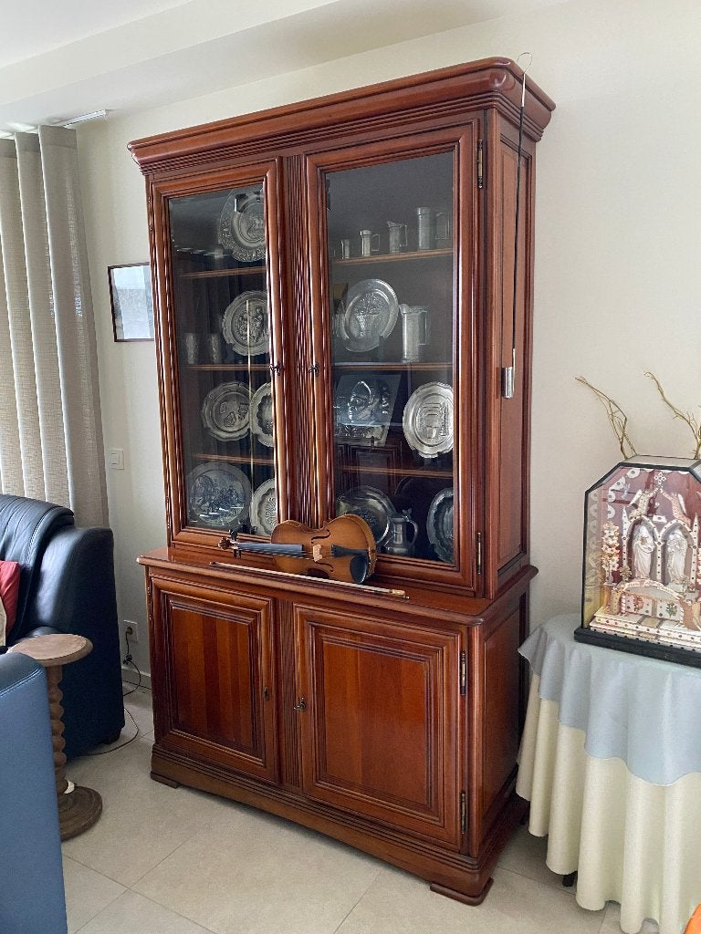 Leefruimte interieur vitrinekast, Ophalen, Gebruikt, Kersenhout, Gelakt donker kerselaar
