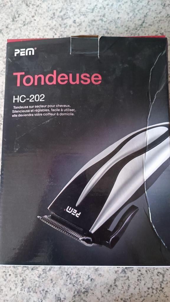 A saisir Tondeuse cheveux, Enlèvement