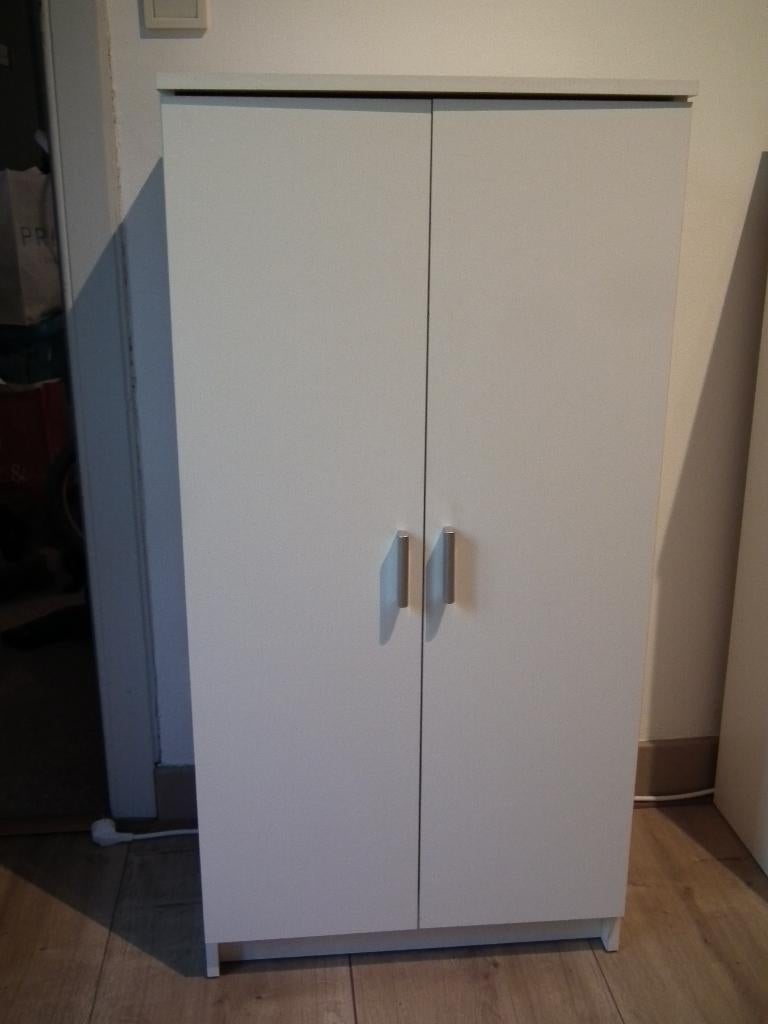 Meuble à chaussures de coloris blanc (108x54x39 cm), Enlèvement, Utilisé