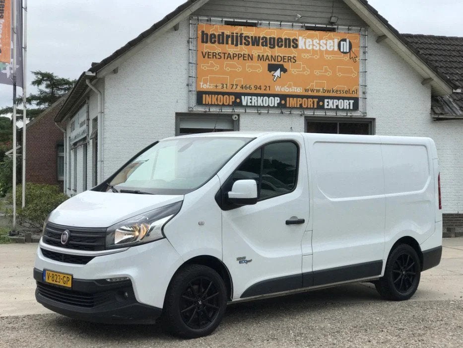 Renault Trafic 1.6 MJ EcoJet Euro 6 L1H1 Airco (bj 2017), Auto's, Voorwielaandrijving, Stof, Gebruikt, 4 cilinders