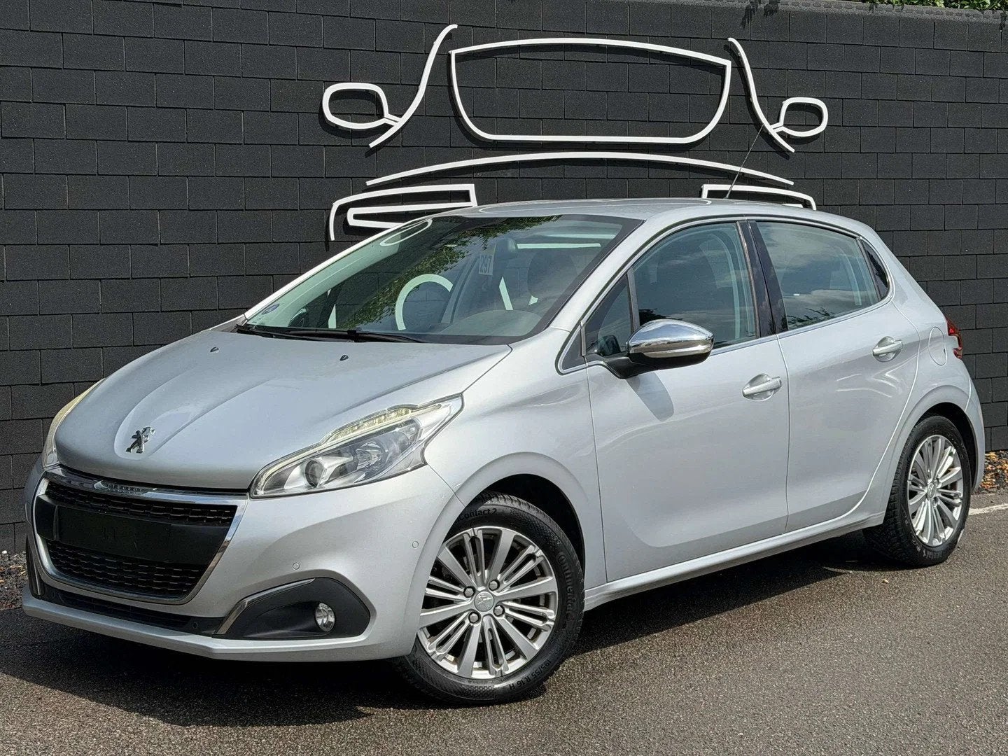 Peugeot 208 1.2+NAVI+CAMERA+JANTES+EURO 6B (bj 2015), Stof, Gebruikt, 1199 cc, 103 g/km