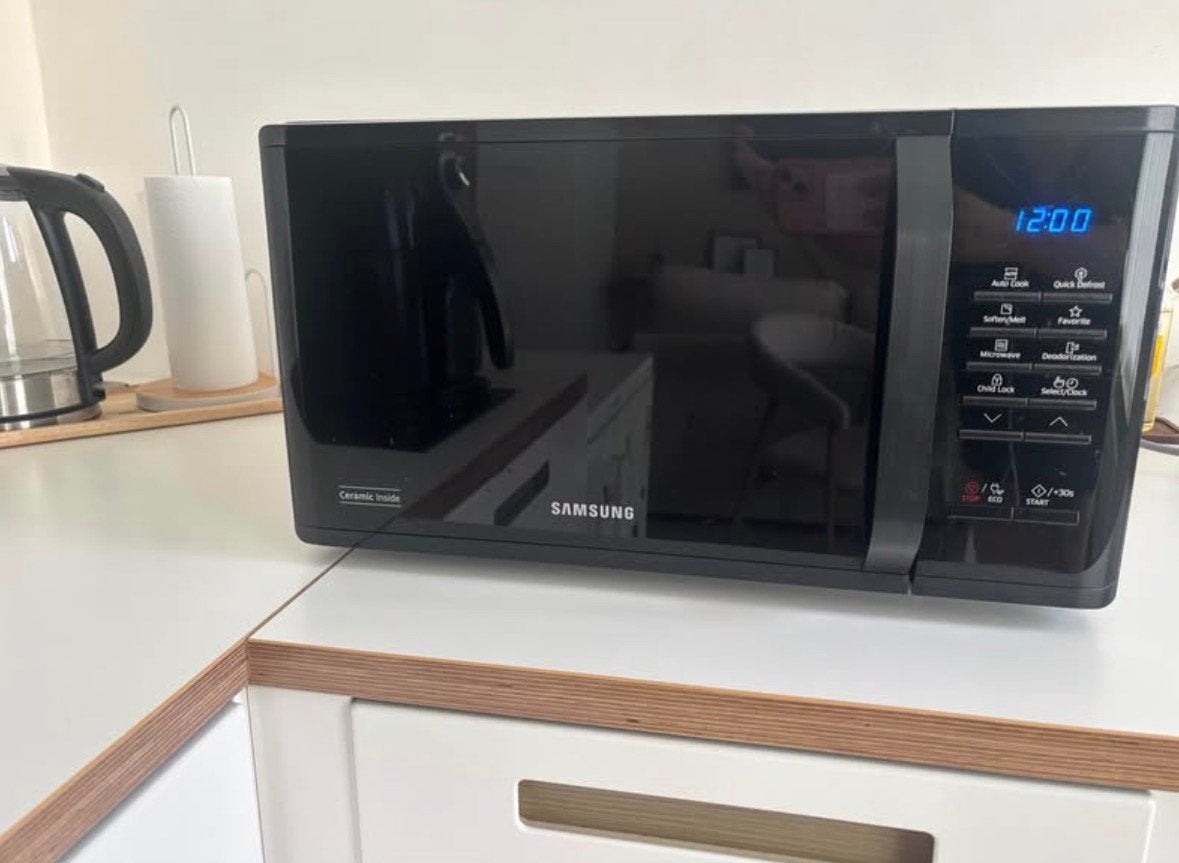 Samsung MS23K3513AK solo magnetron 23L, Ophalen, Gebruikt, Draaiplateau