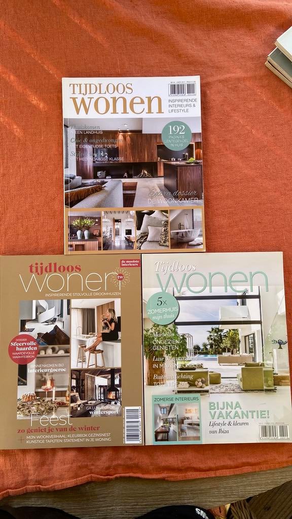 Une vie intemporelle dans les magazines, Envoi, Neuf