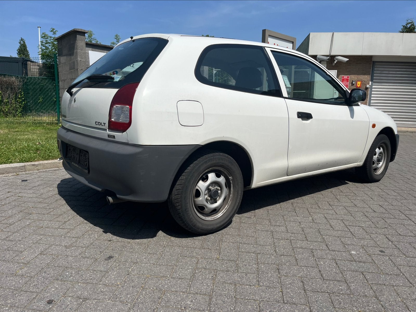 Mitsubishi Colt 1.3i 2001/84 000 km, Autos, Mitsubishi, Achat, Entreprise, Boîte manuelle, Colt