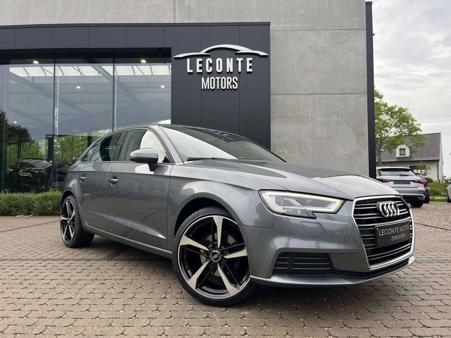 Audi A3 Sportback A3 30 TFSI LED/Leder/Sportzetels/Cruise/PD, Autos, Cuir, Argent ou Gris, Achat, Euro 6