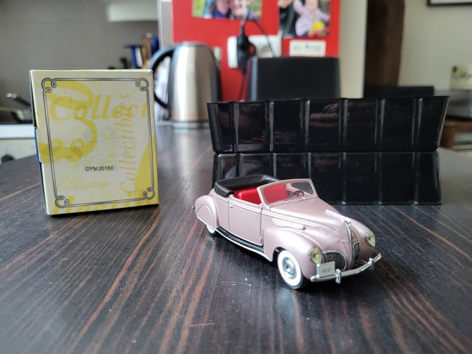 Boîte d'allumettes Dinky DYM35180 1938 Lincoln Zephyr, Enlèvement ou Envoi