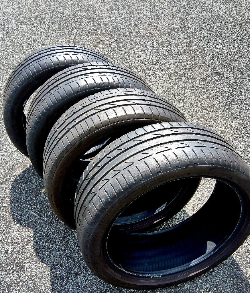 Très bons Bridgestone Potenza 235/40-19, Pneus été, Pneu(s), 19 pouces, Enlèvement