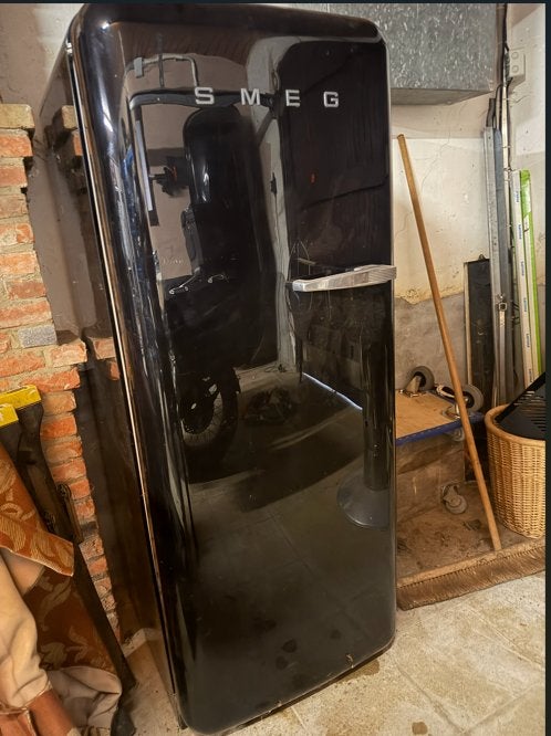 Zeldzame SMEG FAB28 Retro Koelkast – Glanzend Zwart, Ophalen, 200 liter of meer, Zo goed als nieuw, 140 tot 160 cm