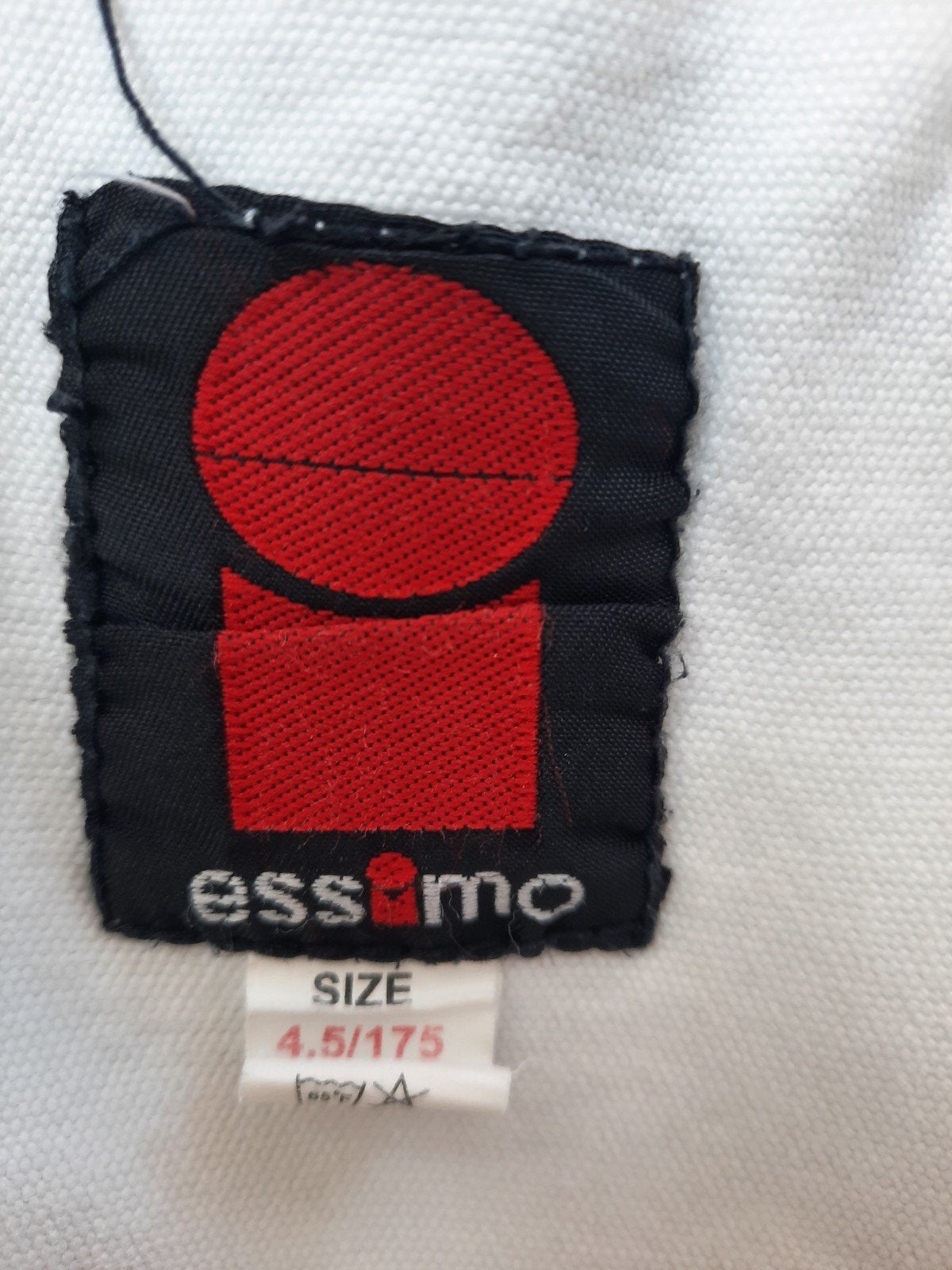 karatepak maat 175 cm merk Essimo, Sport en Fitness, Vechtsporten en Zelfverdediging, Ophalen of Verzenden, Gebruikt, Karate, Vechtsportpak