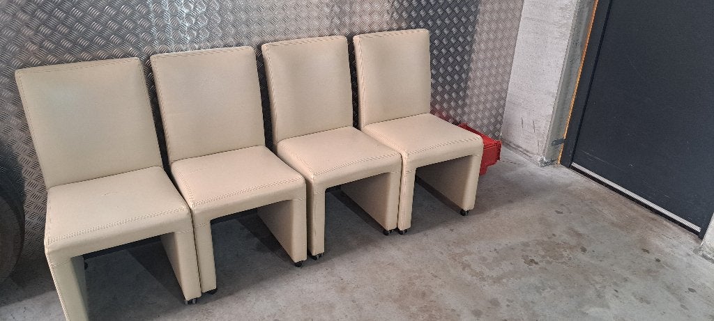 Gratis 4 stoelen, Huis en Inrichting, Stoelen, Ophalen, Gebruikt, Wit, Leer