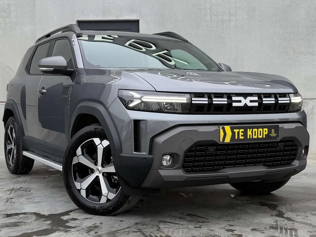 Dacia Duster 1.6 Hybride*360Camera*Carplay*Trekhaak*ACC*LE, Auto's, Automaat, Gebruikt, Zwart, 4 cilinders