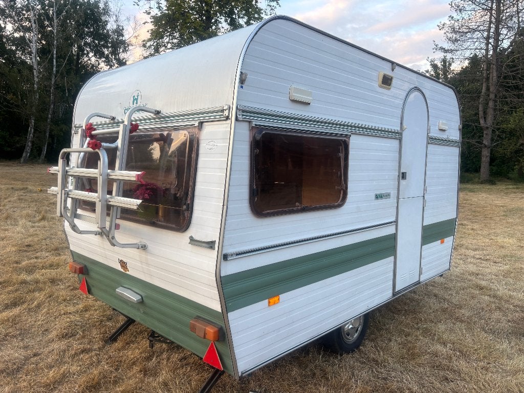 Vintage Caravan Chateau Touring 350 MTM 750 kg permis  B, Caravanes & Camping, Jusqu'à 4, Chateau, Entreprise, Jusqu'à 4 m