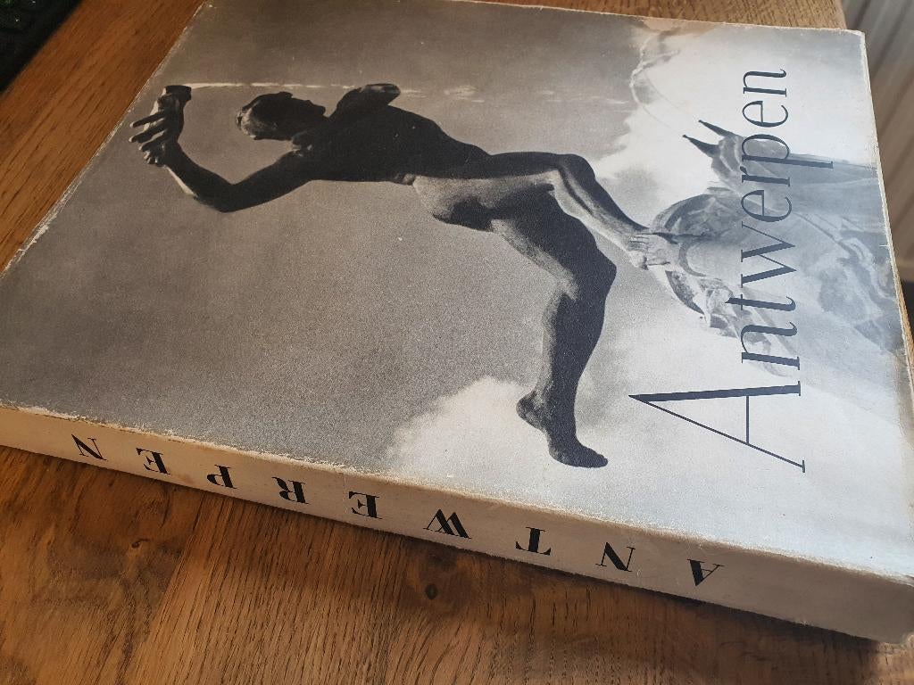 Antwerpen monumentaal fotoboek 1951, Ophalen of Verzenden, Gelezen