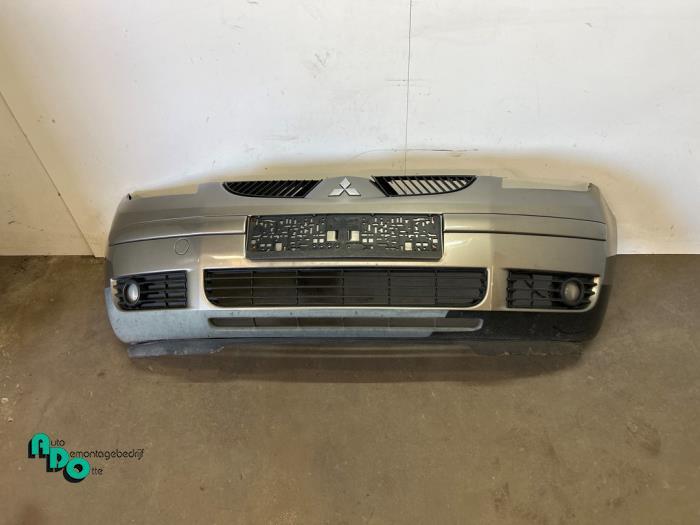 Pare-chocs avant d'un Mitsubishi Colt (Colt 04-) (53H), -, 3 mois de garantie, Utilisé, Mitsubishi
