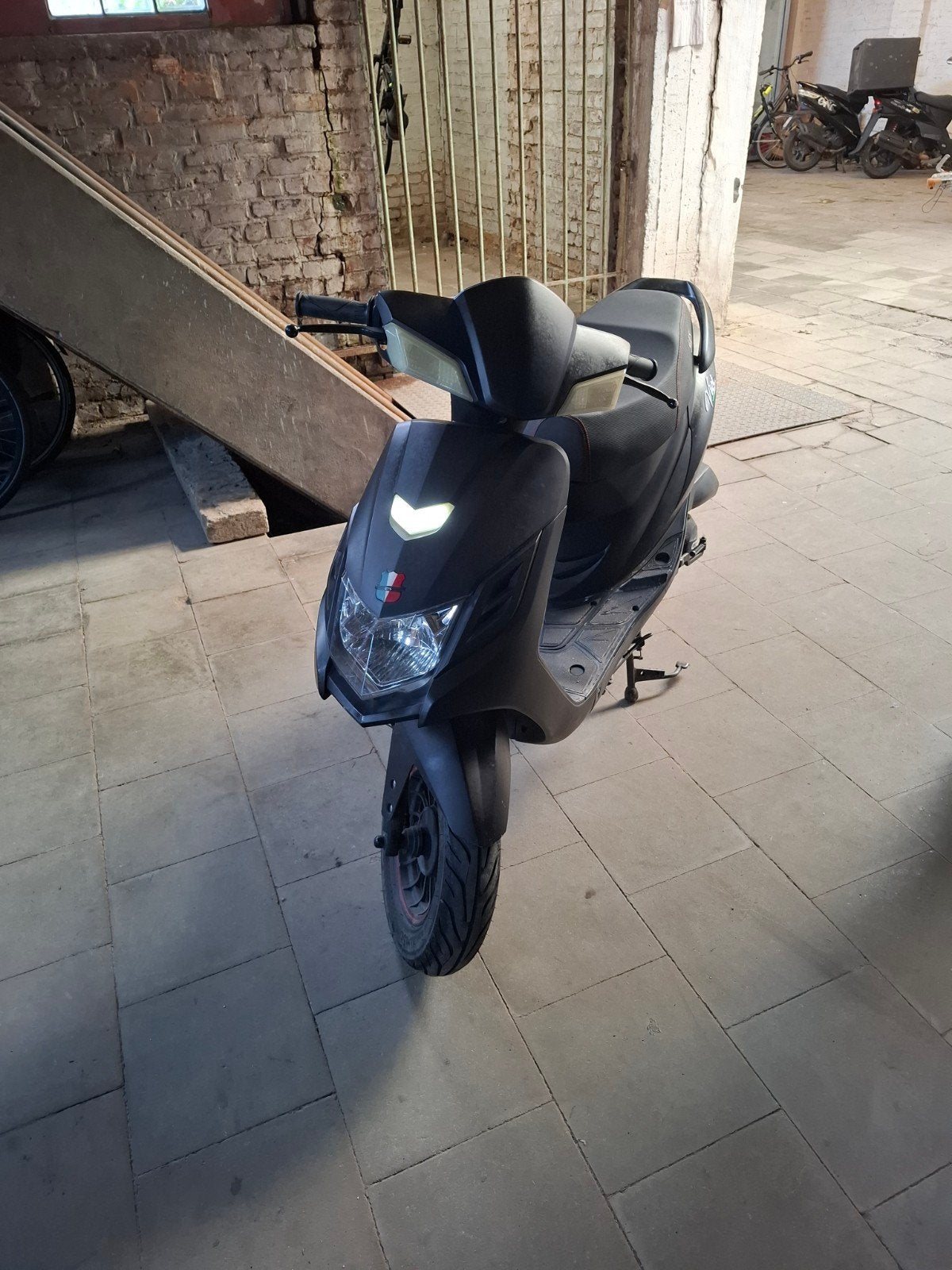 A Klasse Gts toscana, Fietsen en Brommers, Ophalen, Piaggio, Zo goed als nieuw, Benzine