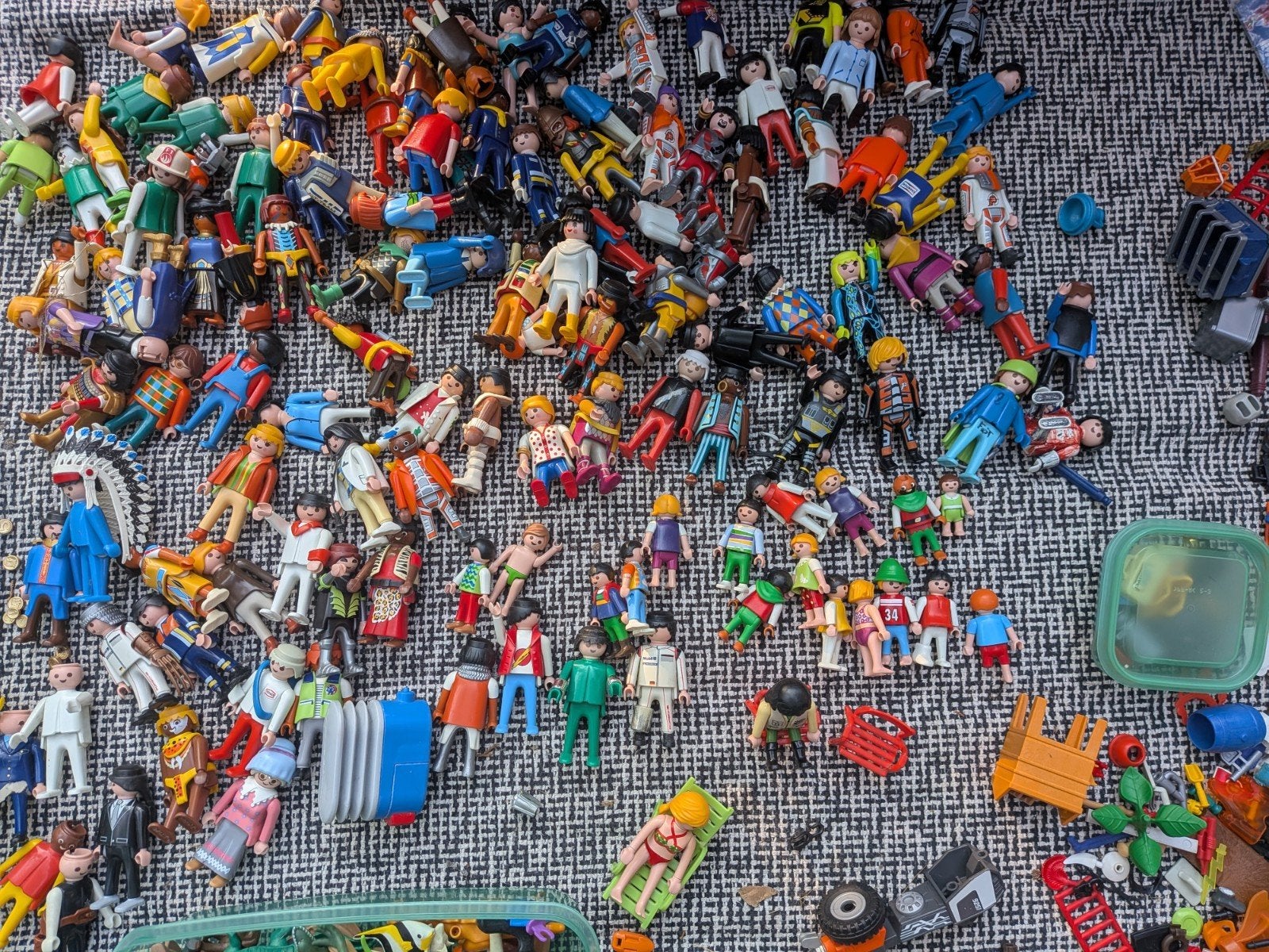 Grand terrain Playmobil pour un petit prix, Enlèvement ou Envoi