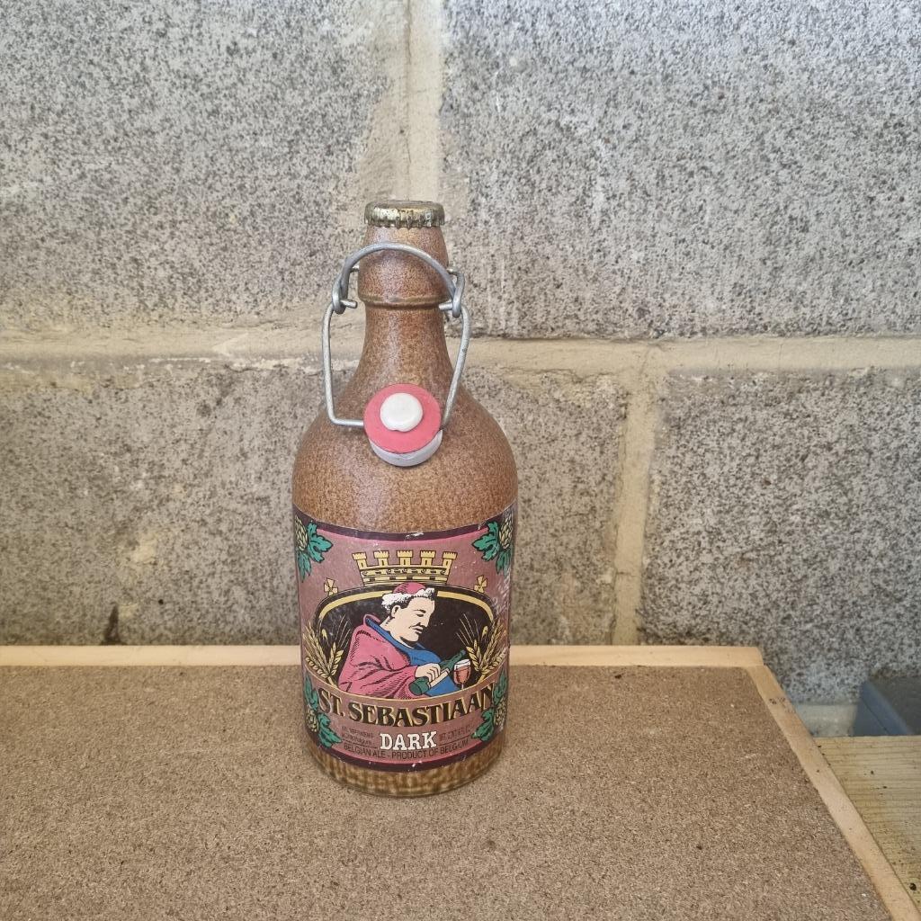 Bouteille de bière St. Sebastiaan Dark (modèle 2), Ophalen of Verzenden, Gebruikt, Flesje(s), Overige merken