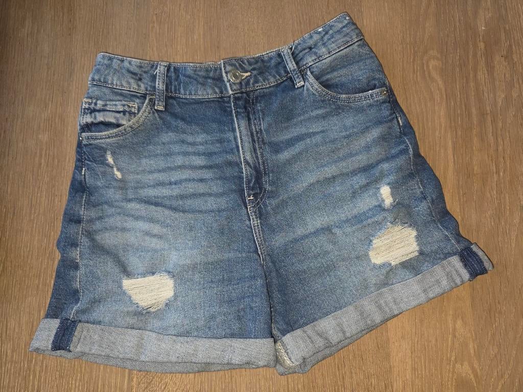 Short / jeansshort in maat 152, Enlèvement ou Envoi