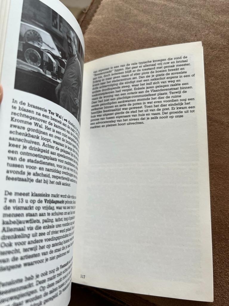 Gent Binnenstebuiten - Geert van Doorne, Guide ou Livre de voyage, Autres marques, Enlèvement ou Envoi, Geert van Doorne