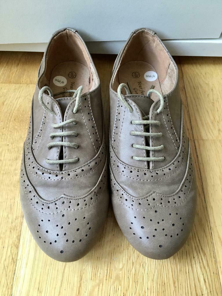 Derby schoenen maat 39, Schoenen met lage hakken, New Look, Ophalen of Verzenden, Zo goed als nieuw