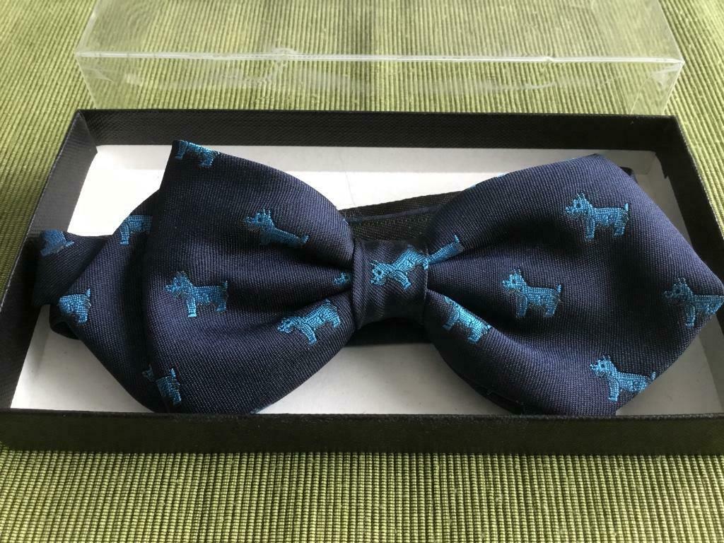 Vlinderdasje, strikje donkerblauw met ingeweven hondje, MET, Blauw, Ophalen of Verzenden, Zo goed als nieuw