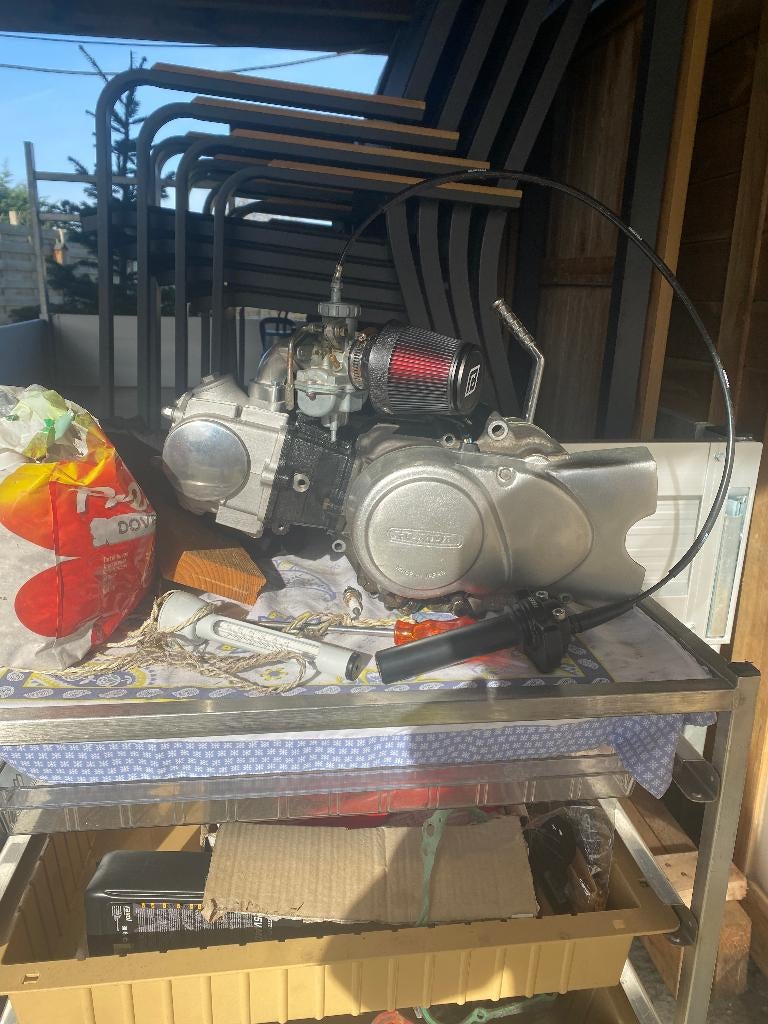 Honda C50 Engine met 72cc cilinder 49cc opschrift, Fietsen en Brommers, Ophalen, Gebruikt