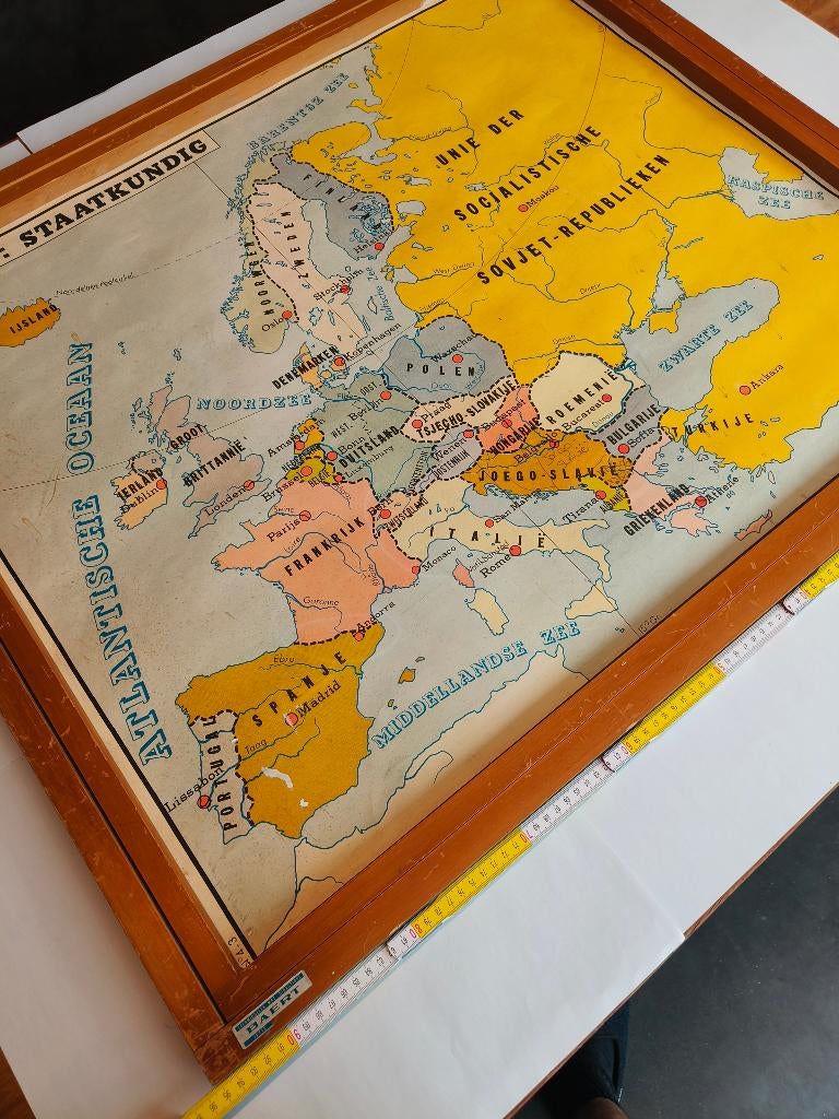 oude schoolkaarten in wisselkader_Baert, Antiek en Kunst, Antiek | Schoolplaten, Aardrijkskunde, Ophalen