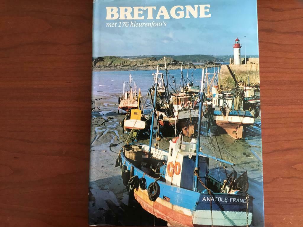 BRETAGNE  met 176 kleurenfoto's, Boeken, Ophalen of Verzenden, Nieuw, Europa, Overige typen