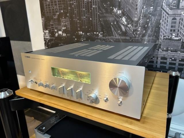 YAMAHA AS-2200 Nieuw zwart of zilver, Ophalen of Verzenden, 60 tot 120 watt, Stereo, Nieuw