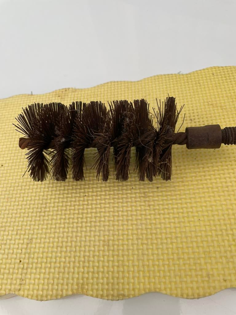 Brosse de perçage acier, longueur brosse elle-même : 10 cm, Enlèvement