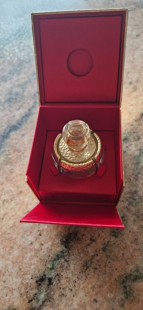 Flacon vide Yvresse Yves Saint Laurent, Enlèvement ou Envoi