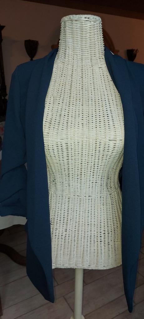 Costume bleu foncé taille 38, Enlèvement ou Envoi