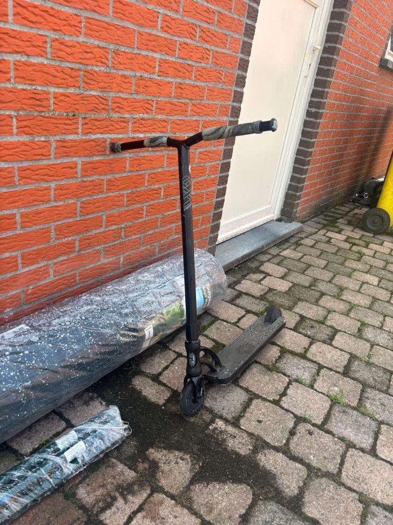 stuntstep mgp vx9, Ophalen, Zo goed als nieuw, Overige typen, Madd gear
